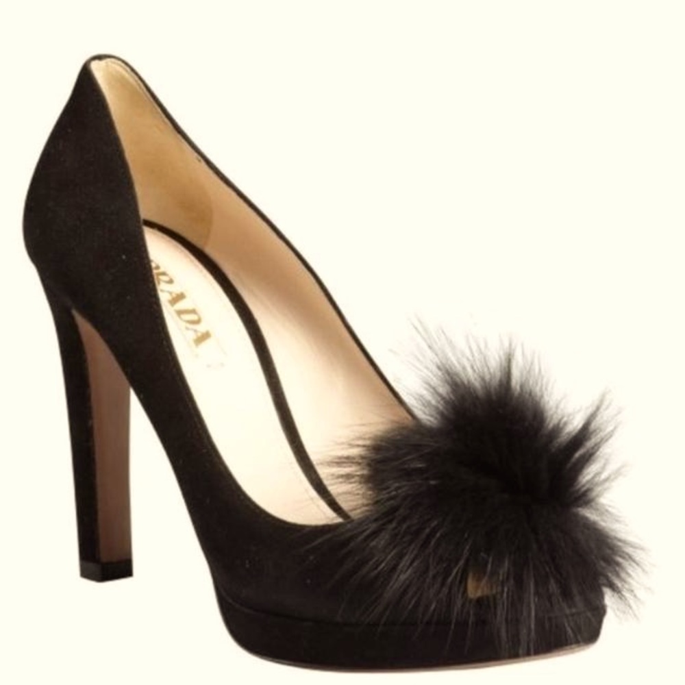 💜HP💜Prada Suede Puff Pumps Heels